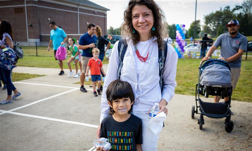 Students enjoy pastries with their parents